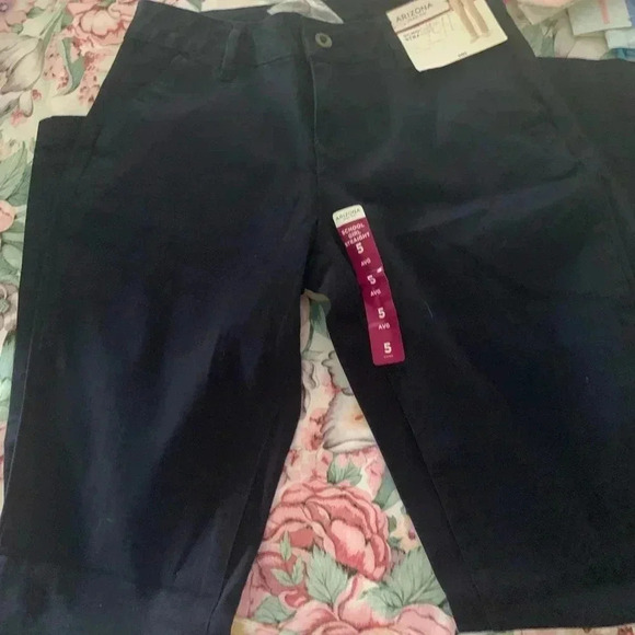 Arizona-jeans co. Women’s schoolgirl Straight Jeans Size 5A - Picture 2 of 8